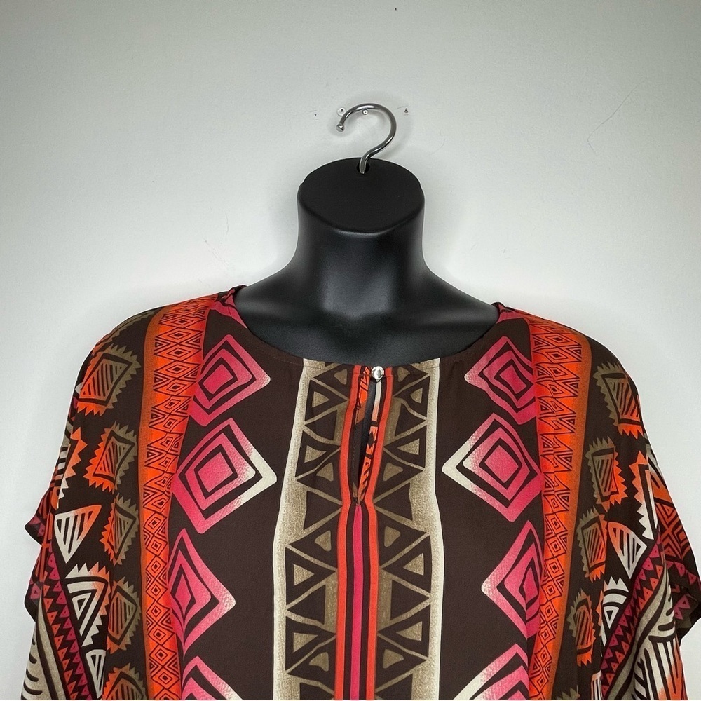 Vince Camuto Women’s Geometric Print Top Size M - Picture 3 of 9